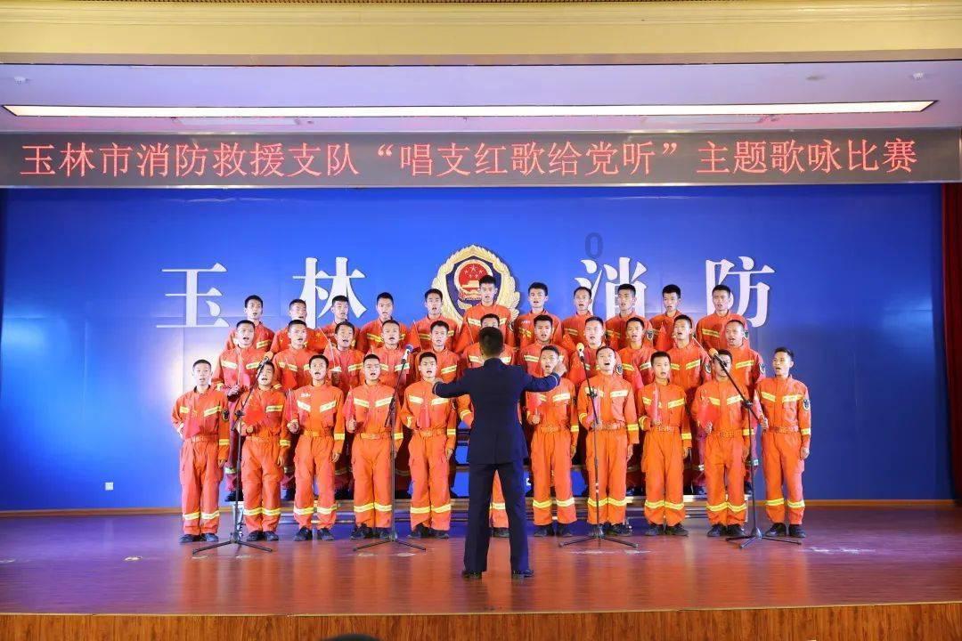 裙上繁花